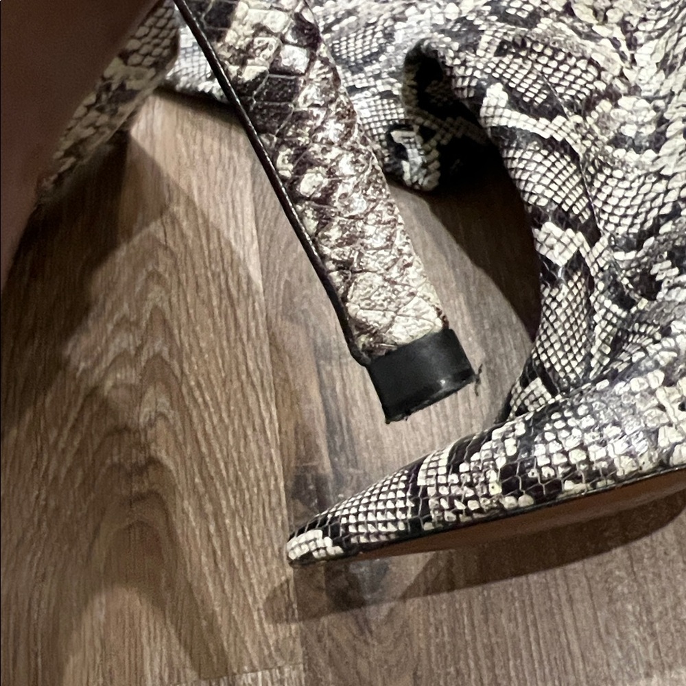 Zara snake print boots Size 7.5 - Picture 9 of 12